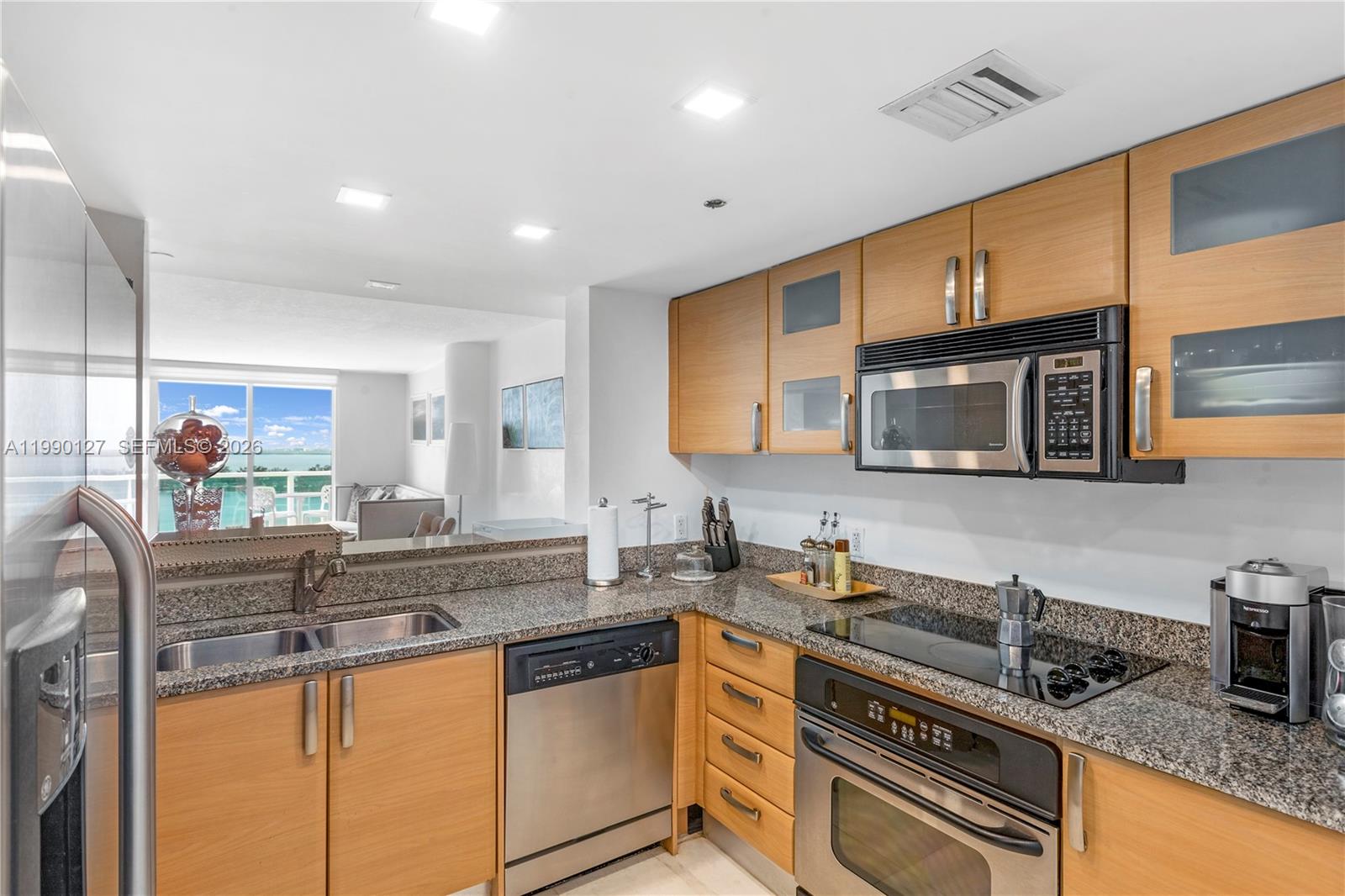 SKYLINE ON BRICKELL CONDO - Residential