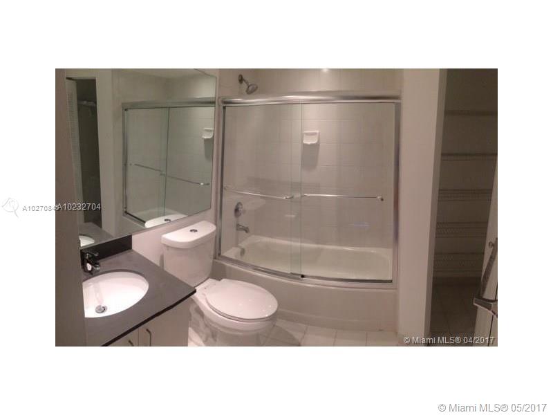 PARC CENTRAL - Residential Lease