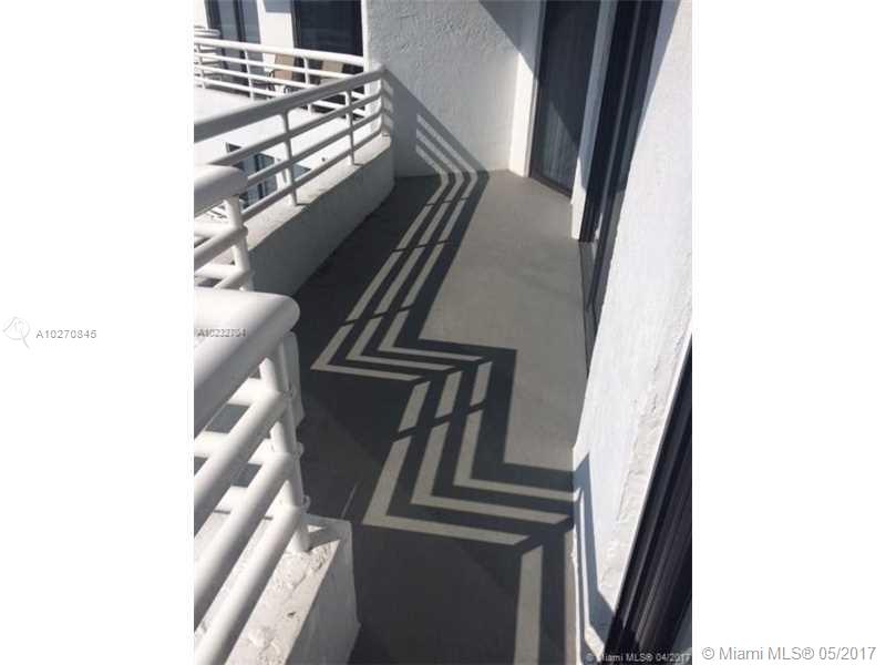 PARC CENTRAL - Residential Lease