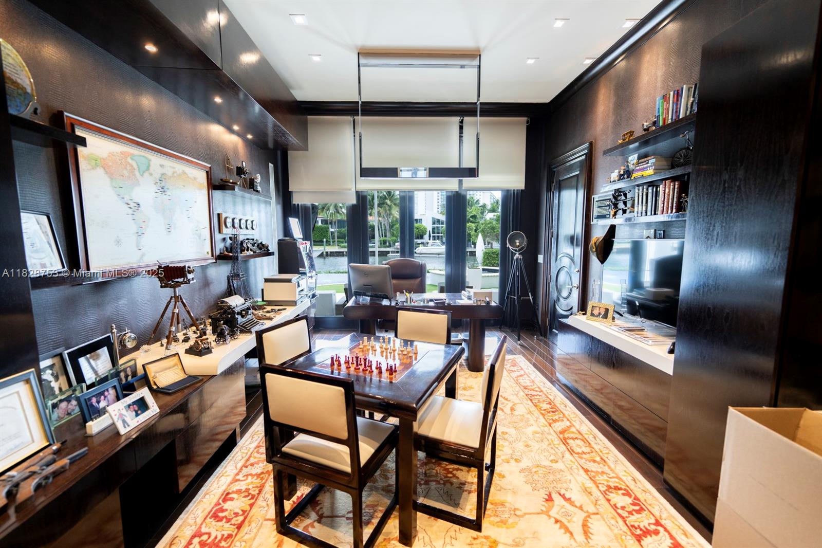 GOLDEN BEACH SEC D - Residential