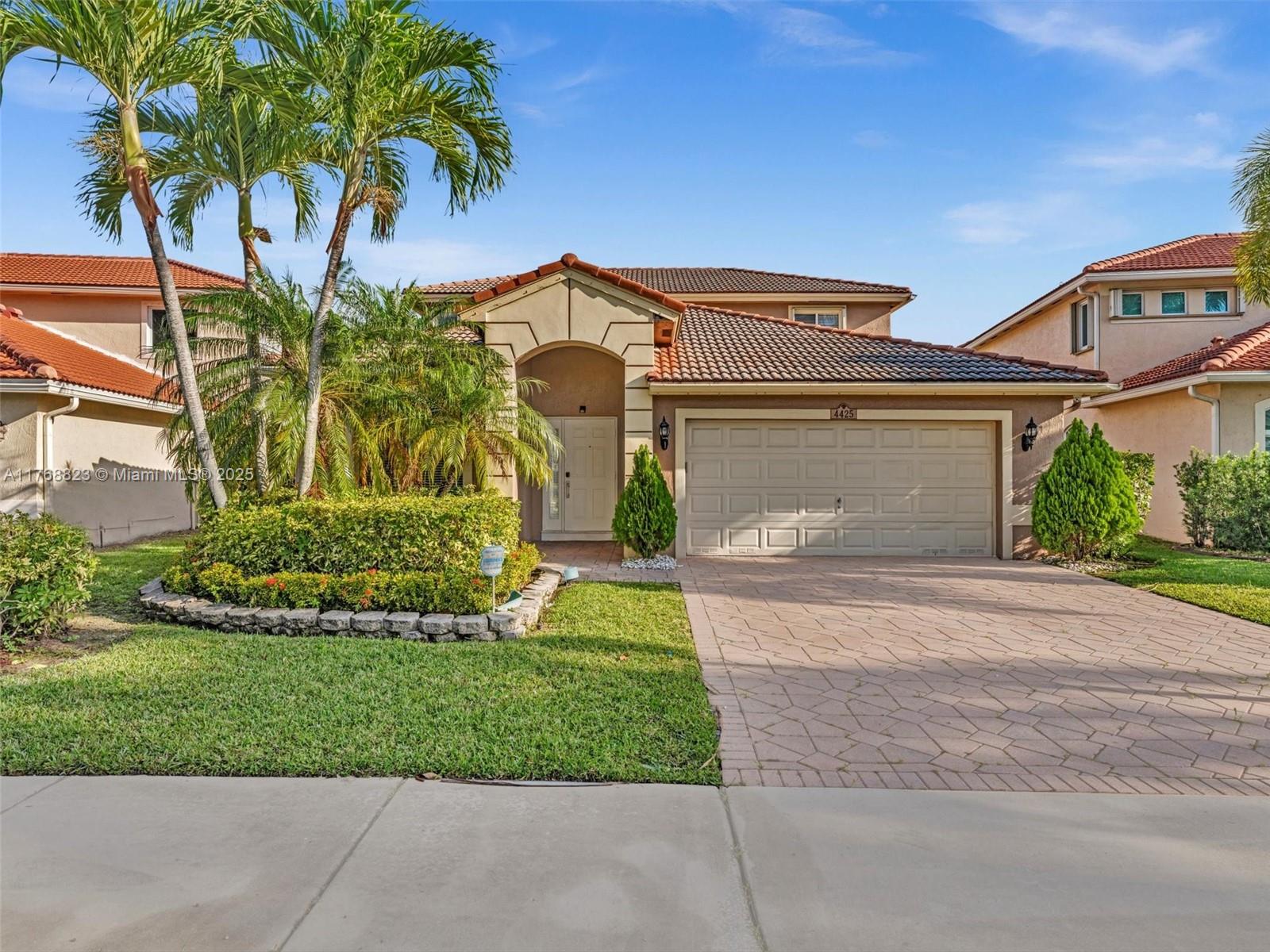 4425 Banyan Trails Dr, Coconut Creek, FL, 33073/$760,000 2 4425 Banyan Trails Dr