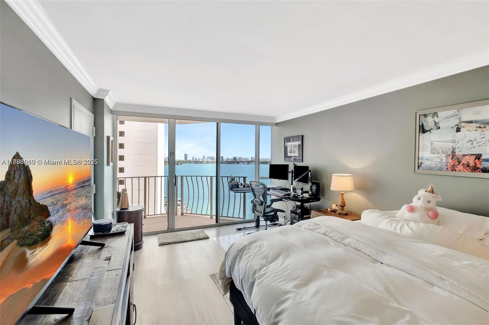 THE GRANDVIEW PALACE COND - Residential