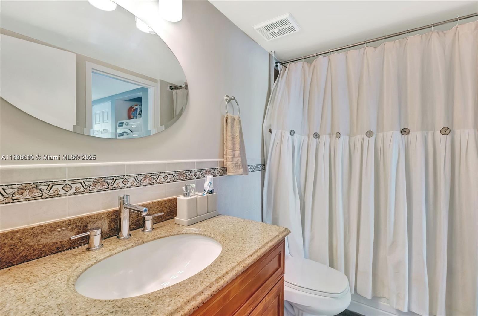 THE GRANDVIEW PALACE COND - Residential