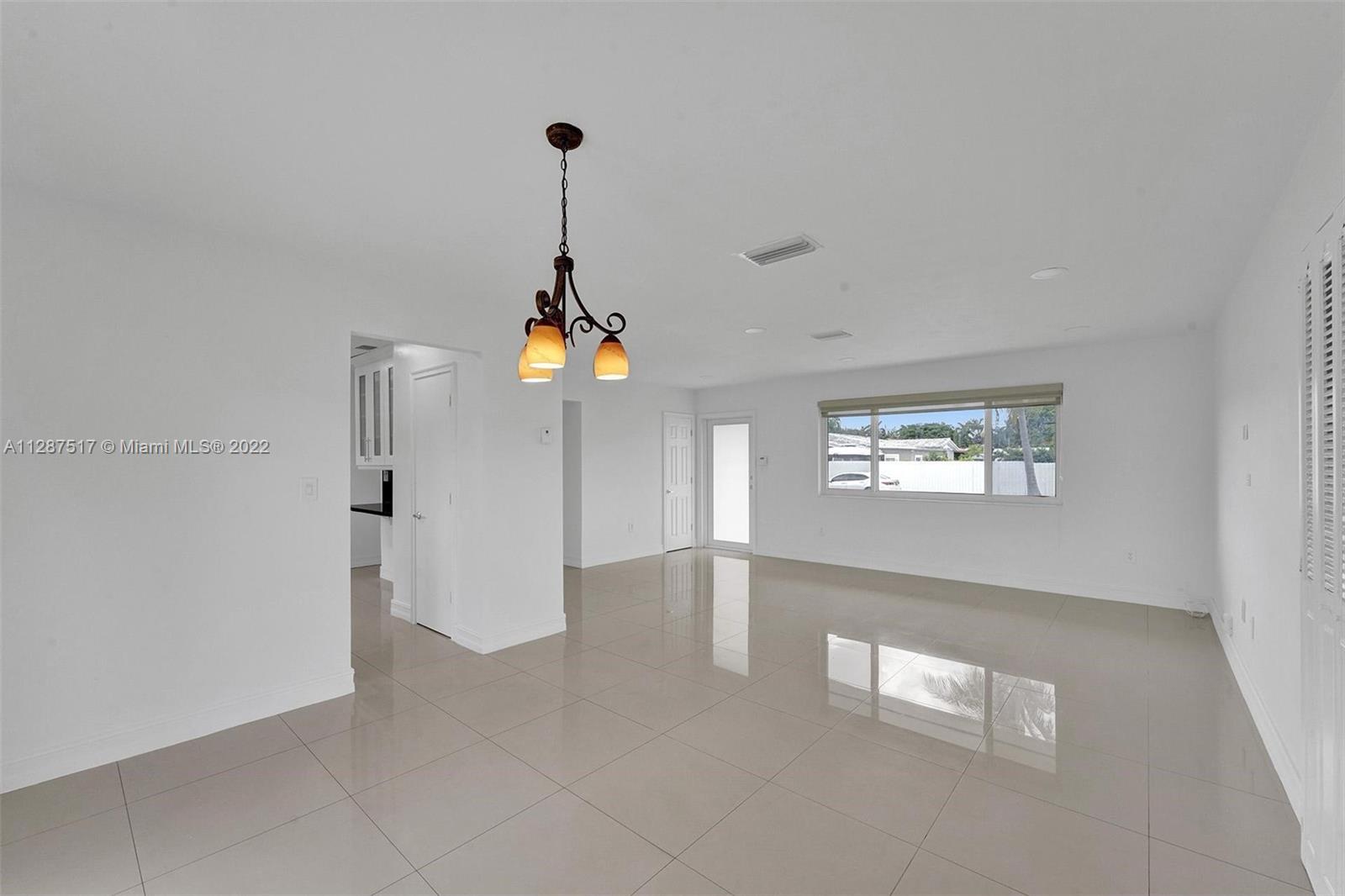 DARLINGTON MANOR 1ST ADDN - Residential Lease