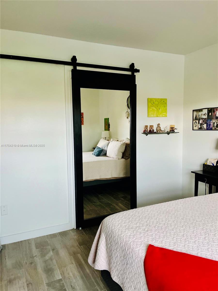 MEADOWBROOK LAKES CONDO - Residential