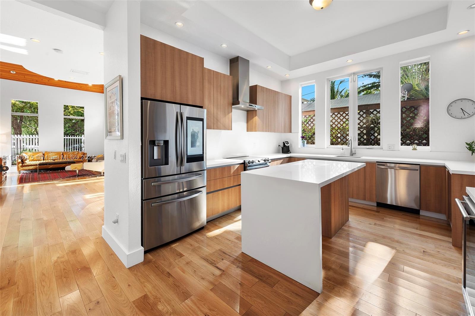 DOUGLAS CIRCLE - Residential