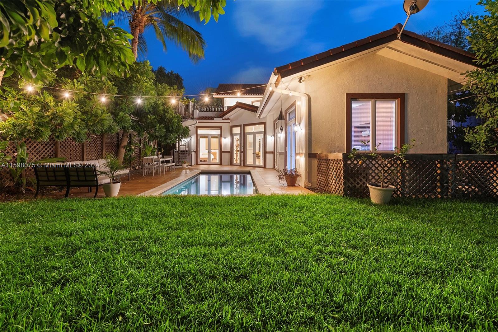 DOUGLAS CIRCLE - Residential