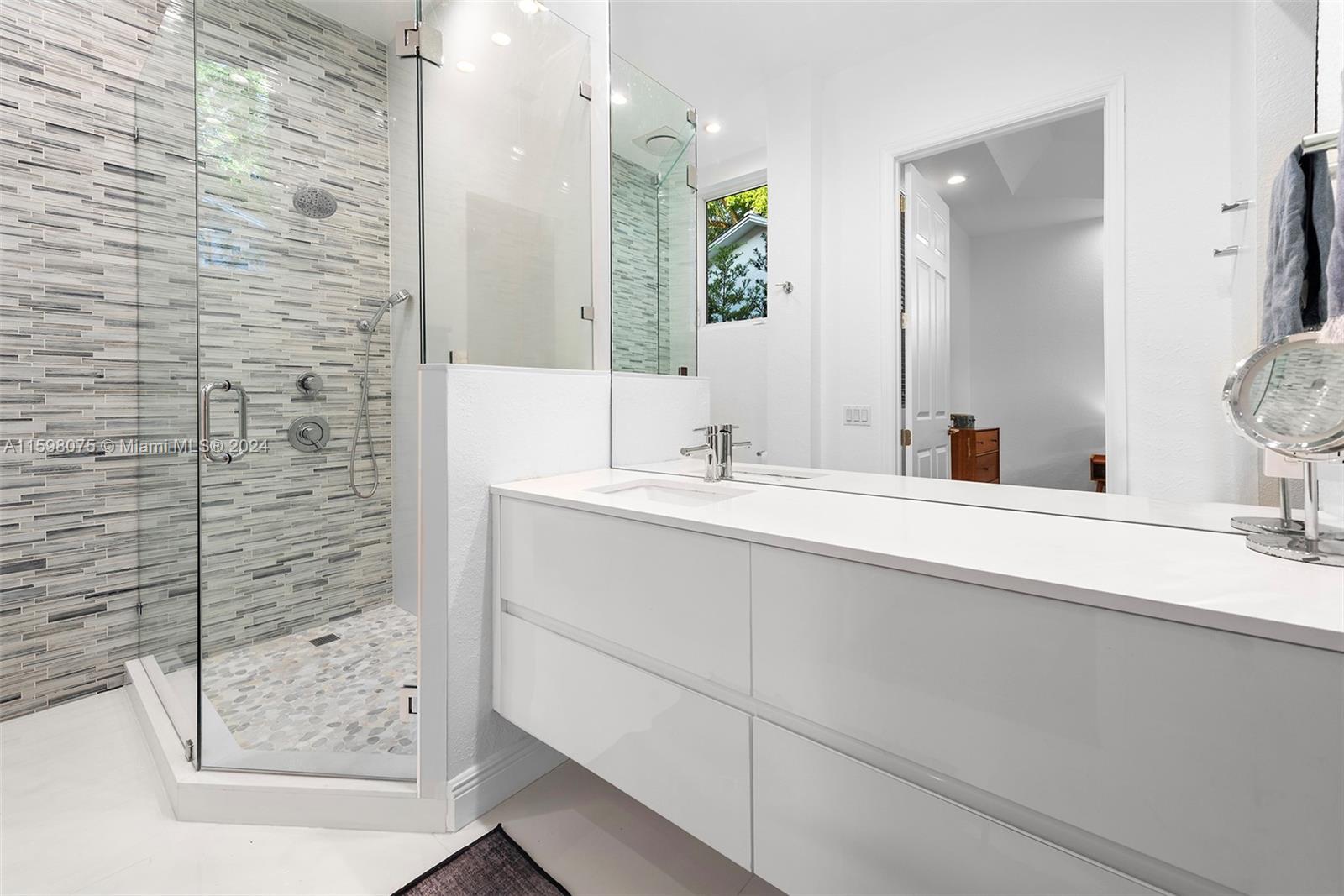 DOUGLAS CIRCLE - Residential