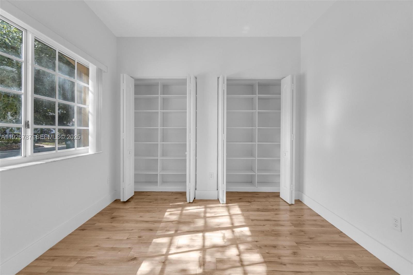 DORAL ISLES-ANTILLES - Residential