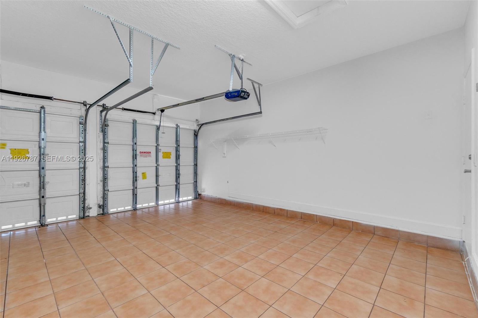 DORAL ISLES-ANTILLES - Residential