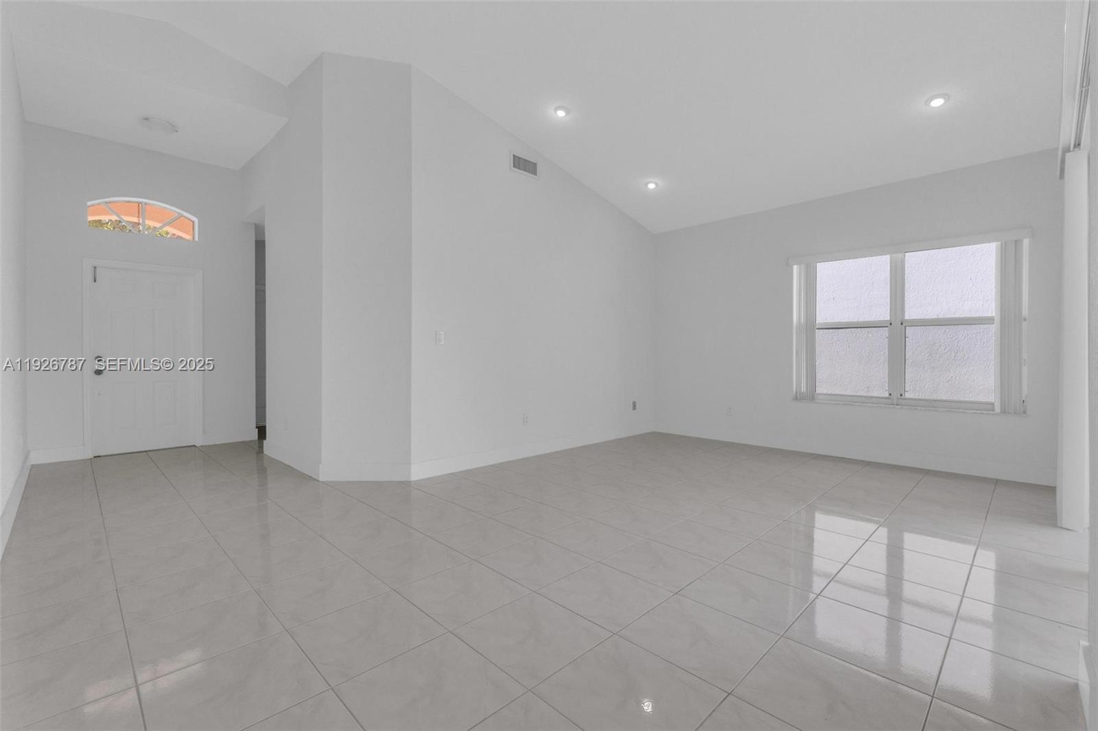 DORAL ISLES-ANTILLES - Residential