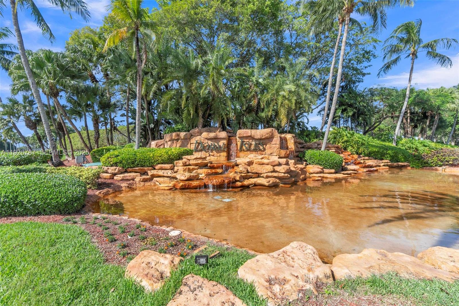 DORAL ISLES-ANTILLES - Residential