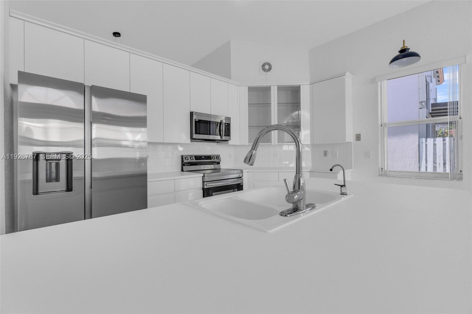 DORAL ISLES-ANTILLES - Residential