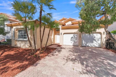 10997 NW 58th Ter Doral FL 33178