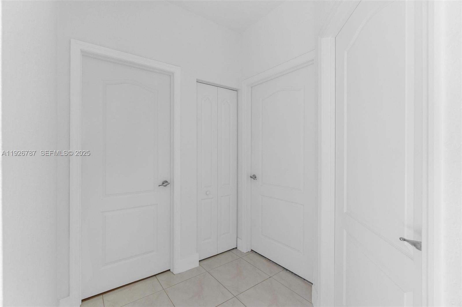 DORAL ISLES-ANTILLES - Residential