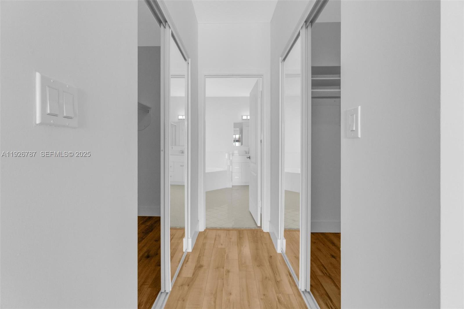 DORAL ISLES-ANTILLES - Residential