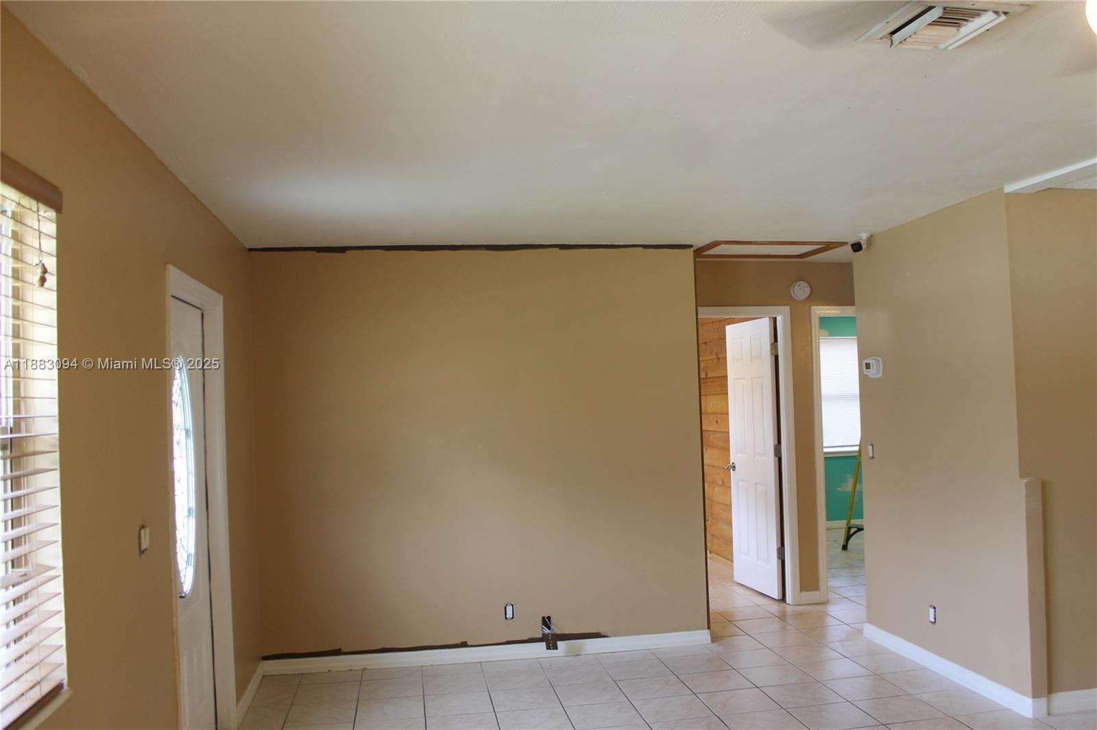 PALM BEACH VILLAS II PL 2 - Residential Lease