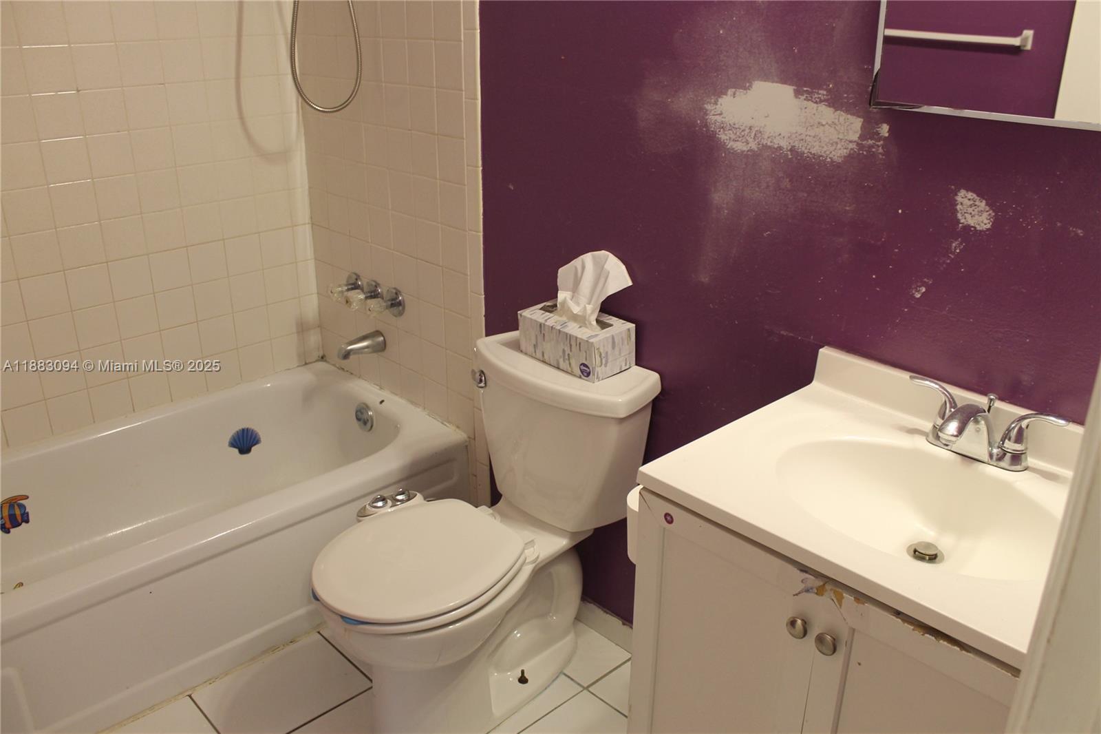 PALM BEACH VILLAS II PL 2 - Residential Lease