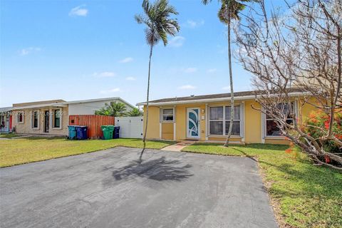 11416 SW 148th Ter Miami FL 33176