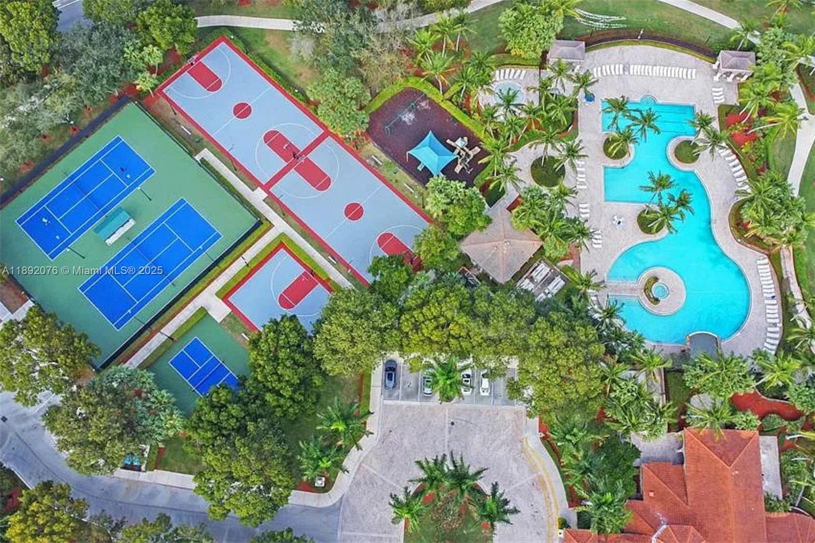 RIVIERA ISLES III - Residential