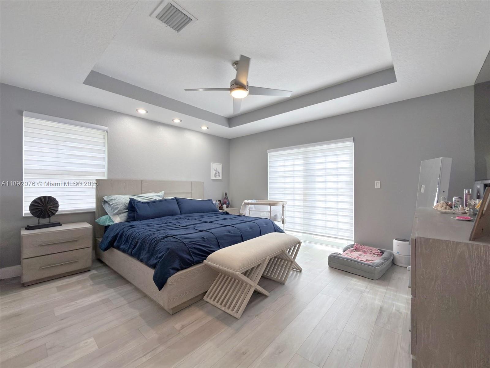 RIVIERA ISLES III - Residential