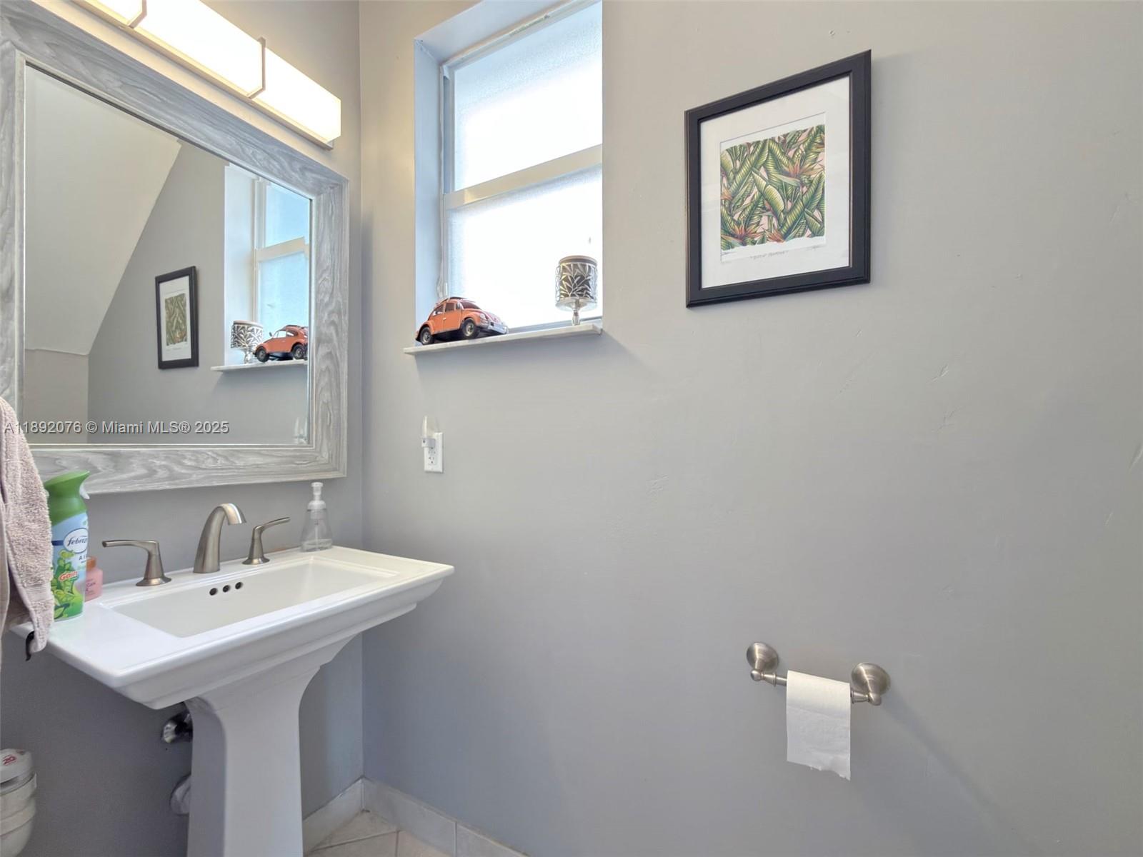 RIVIERA ISLES III - Residential