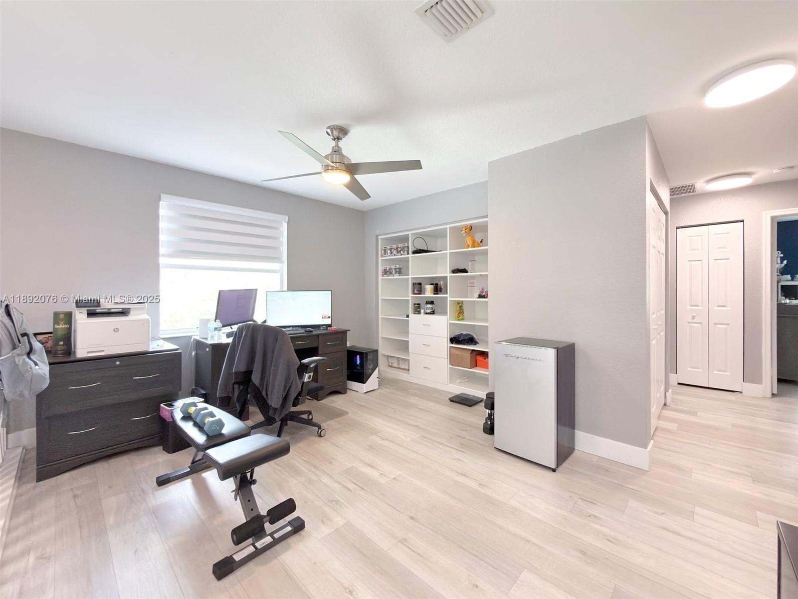 RIVIERA ISLES III - Residential