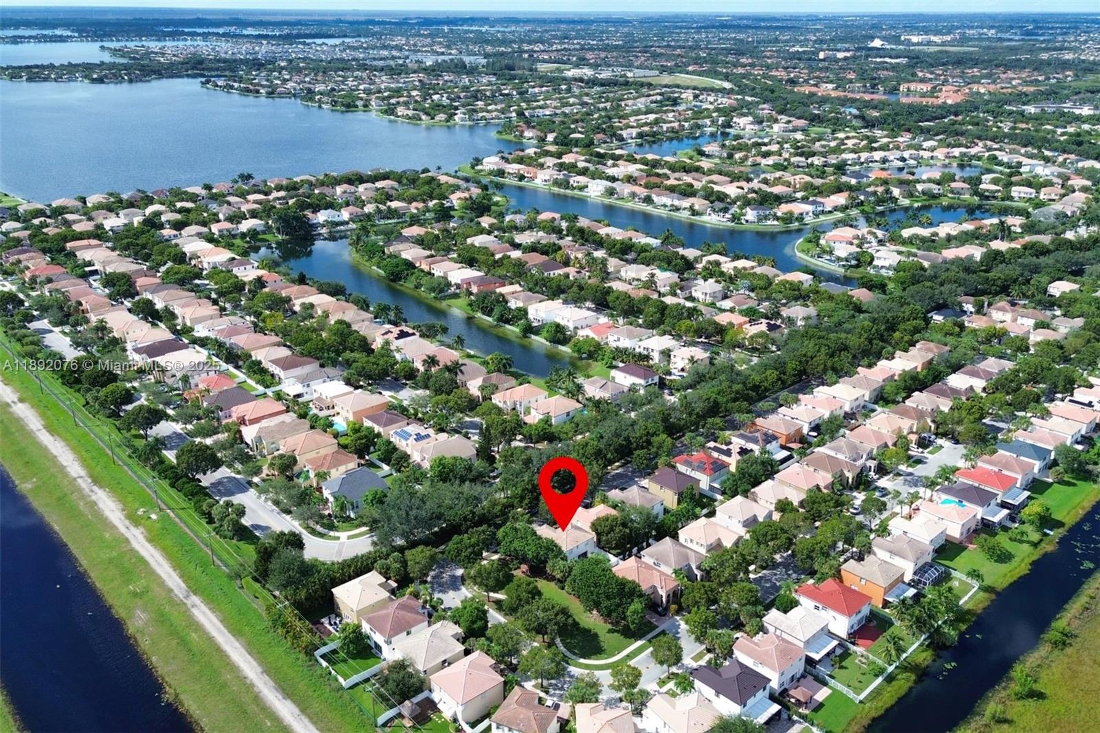 RIVIERA ISLES III - Residential