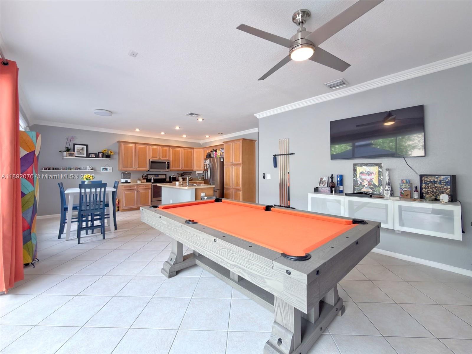 RIVIERA ISLES III - Residential