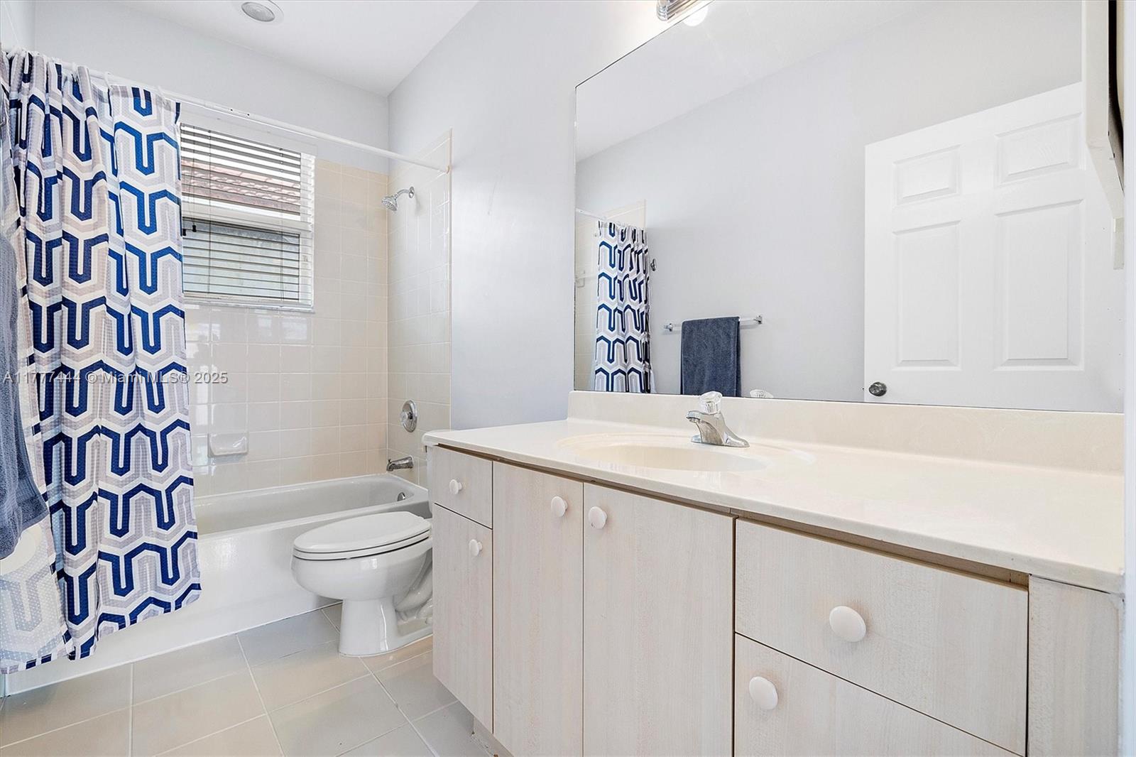 SHORES AT KEYS GATE - Residential