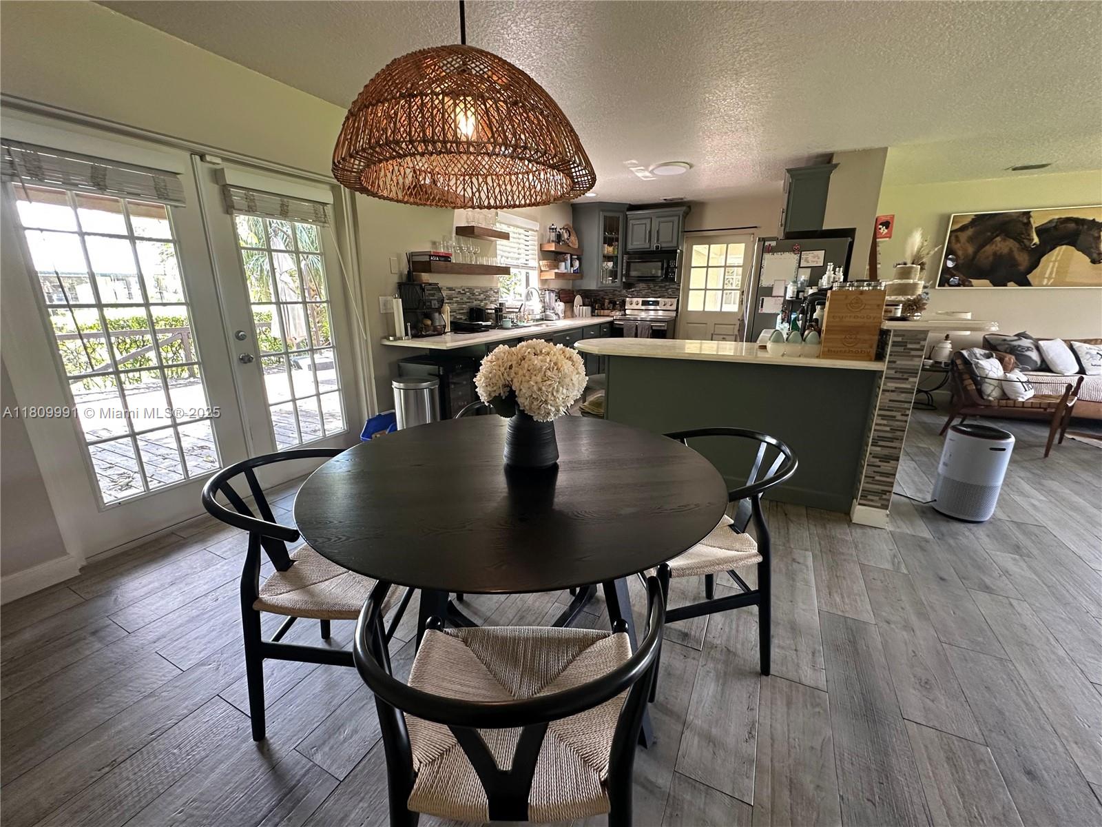 LOXAHATCHEE GROVES - Residential