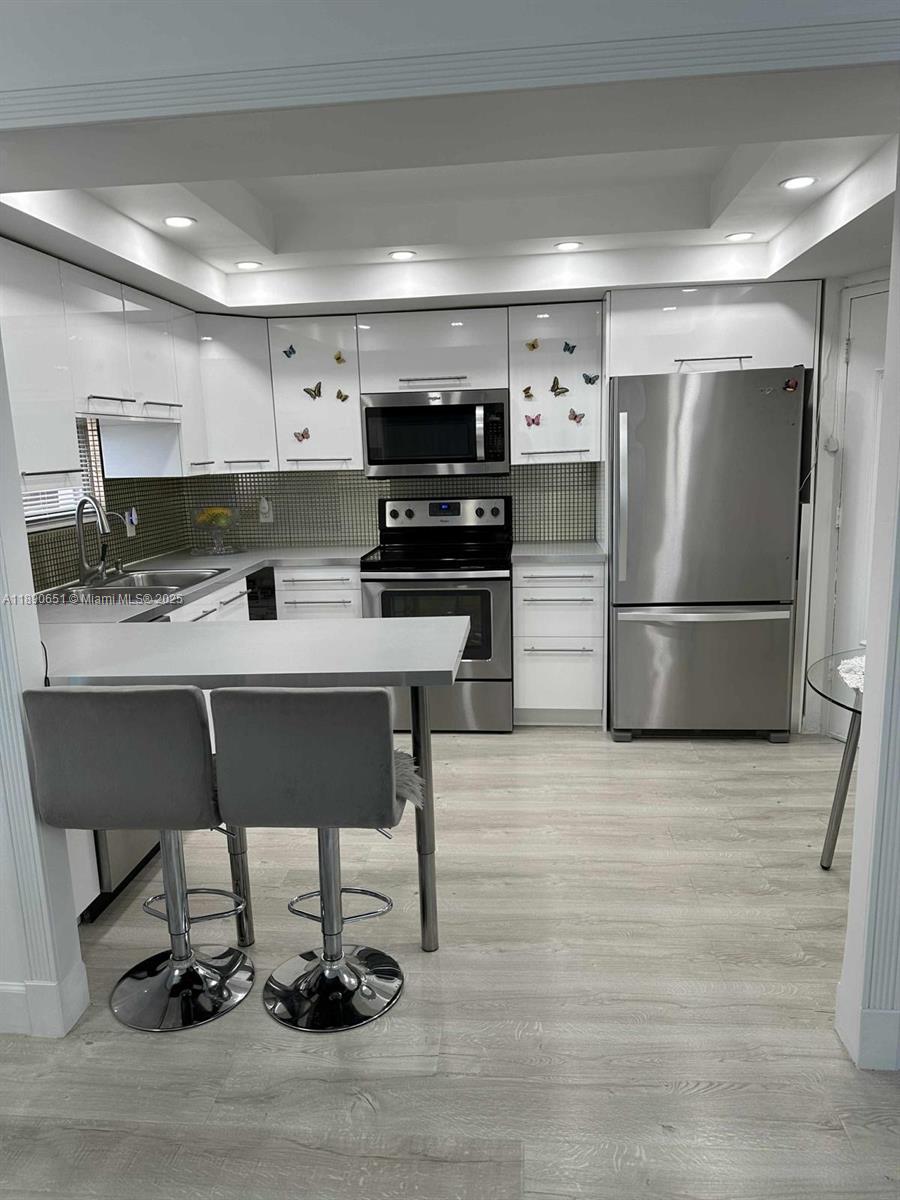 BUCKLEY TOWERS CONDO - EA - Residential
