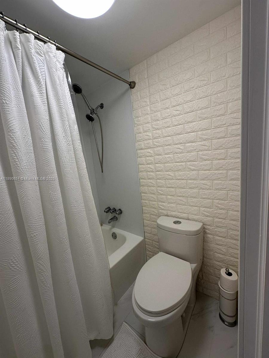 BUCKLEY TOWERS CONDO - EA - Residential
