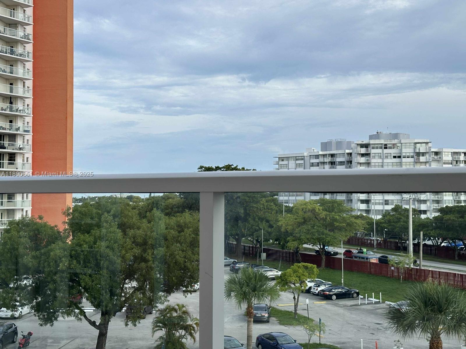 BUCKLEY TOWERS CONDO - EA - Residential