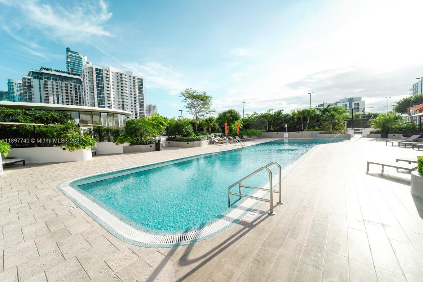 Aria Reserve Miami - Residential