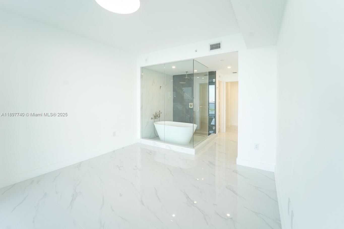 Aria Reserve Miami - Residential