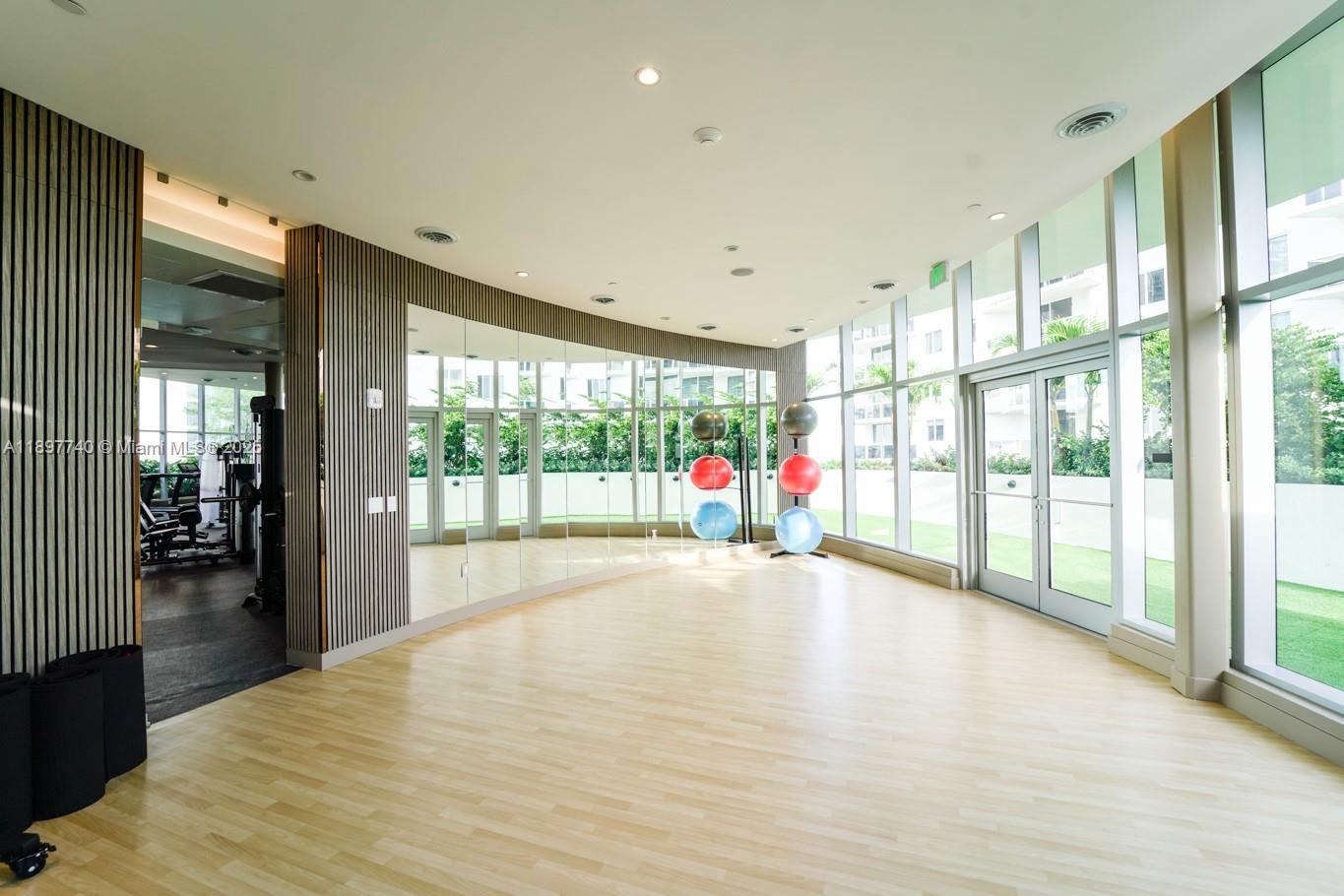 Aria Reserve Miami - Residential