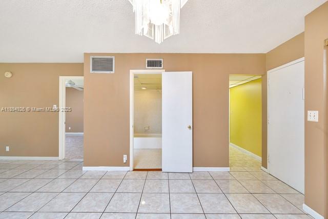 3101 Oakland Shores Dr H204