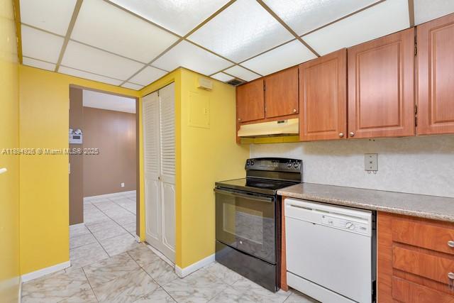 OAKLAND SHORES CONDOMINIU - Residential