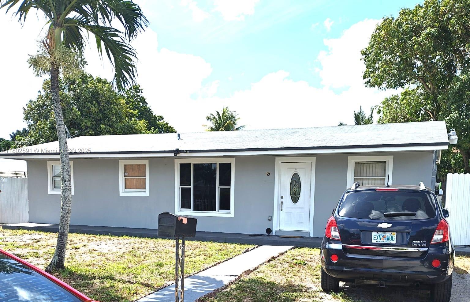 Rental Property at 3404 Nw 181st St, Miami Gardens, Broward County, Florida - Bedrooms: 3 
Bathrooms: 1  - $3,500 MO.