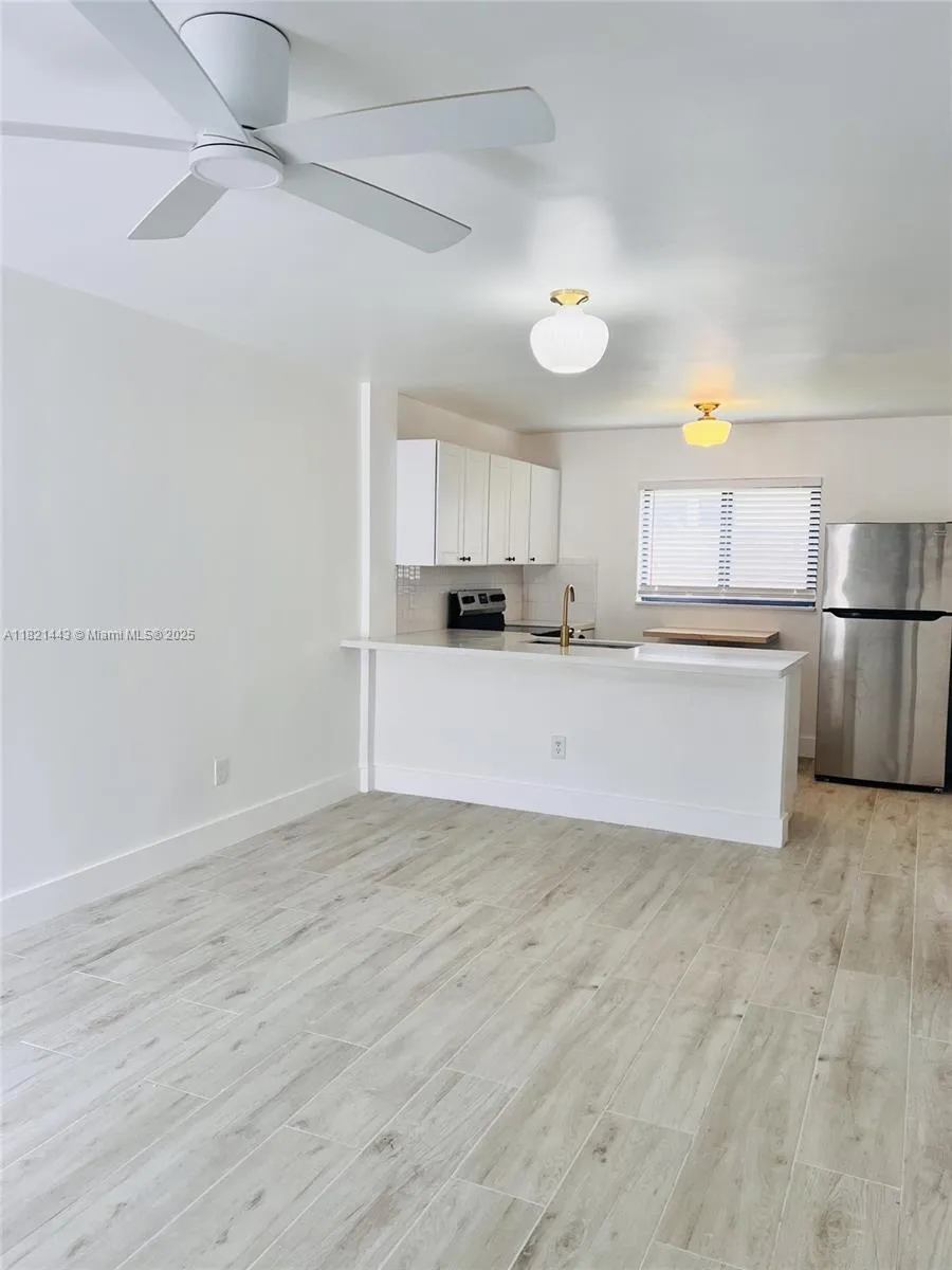 Miami, Florida 33130, United States, 8 Bedrooms Bedrooms, ,4 BathroomsBathrooms,Residential,Active,151449