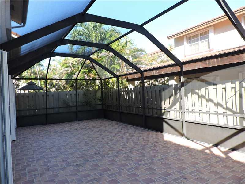 VIZCAYA AT THE HAMMOCKS 1 - Residential Lease