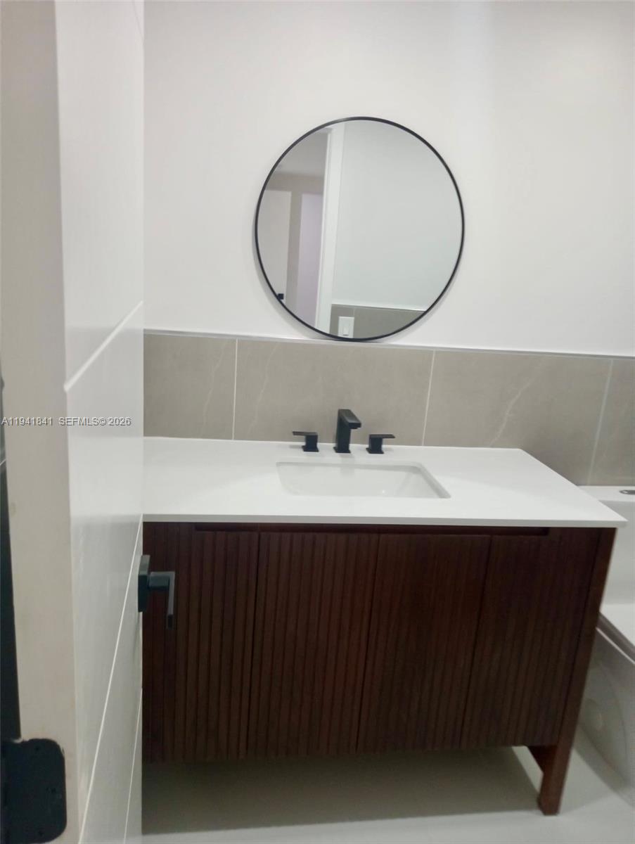 FAIRLAWN ESTS 1ST ADDN - Residential