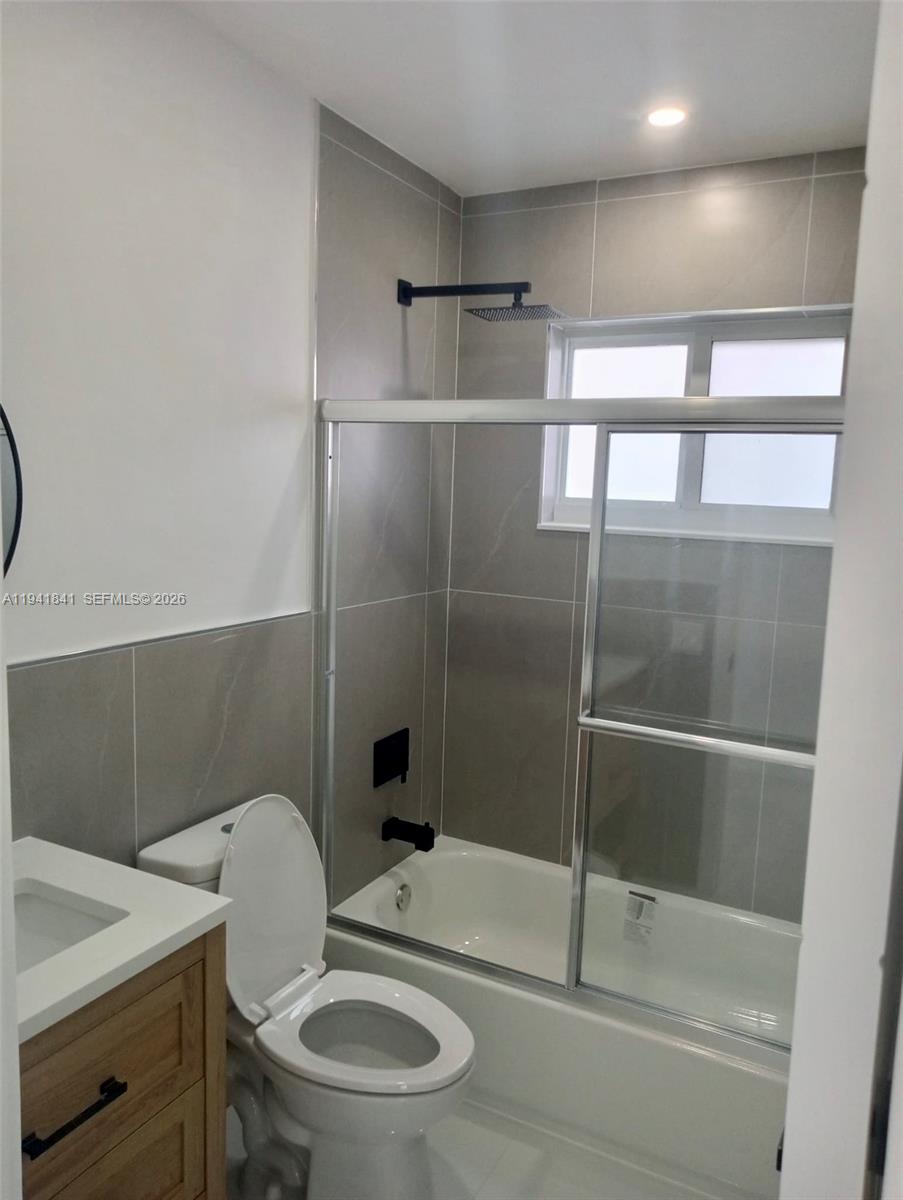 FAIRLAWN ESTS 1ST ADDN - Residential