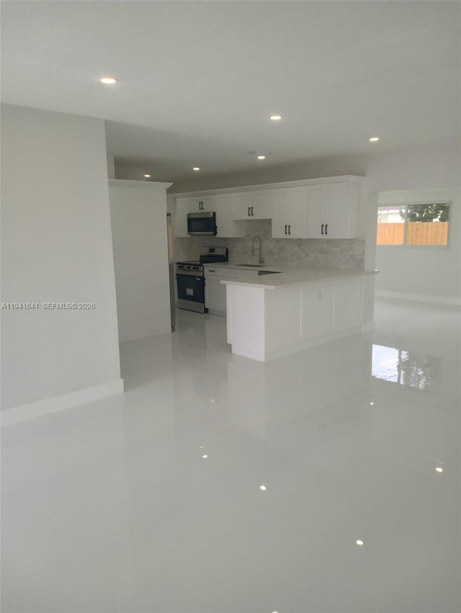 FAIRLAWN ESTS 1ST ADDN - Residential