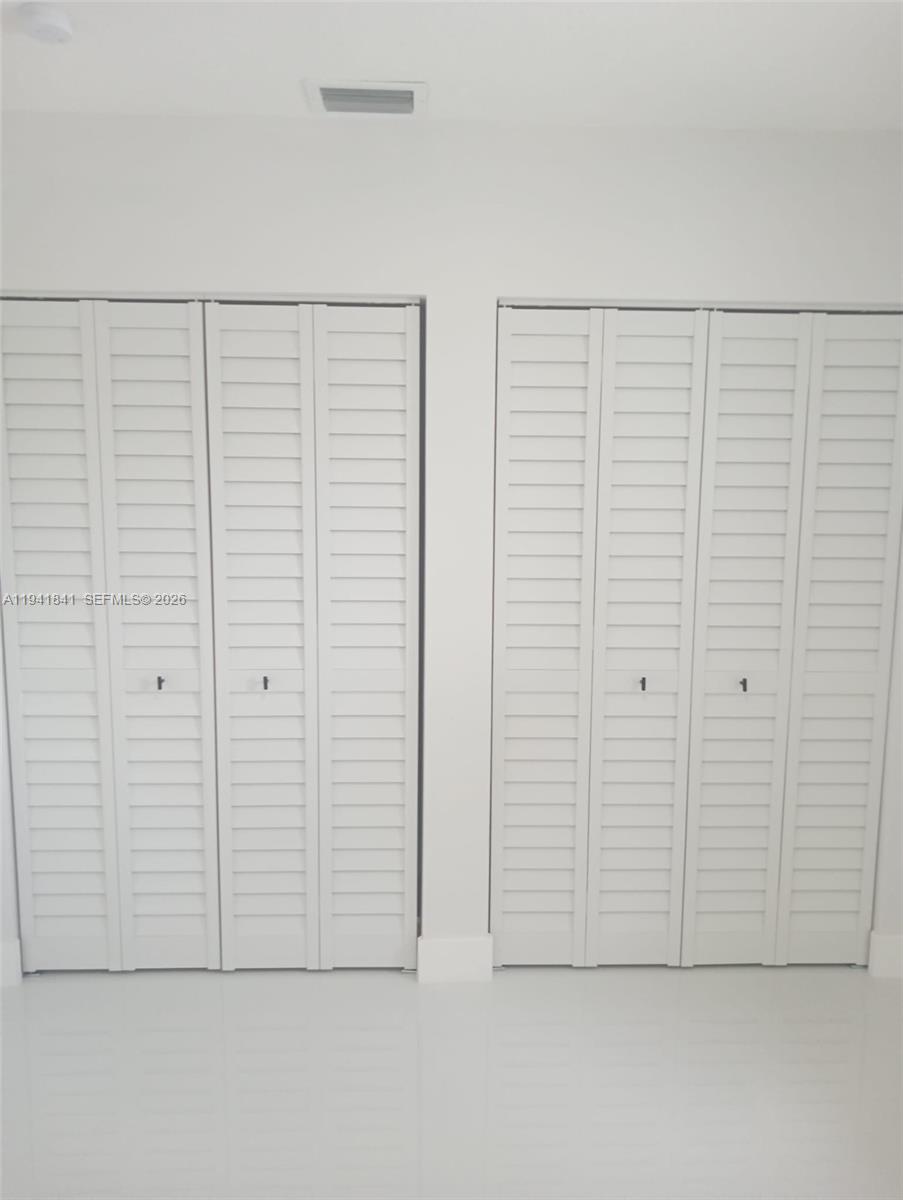 FAIRLAWN ESTS 1ST ADDN - Residential