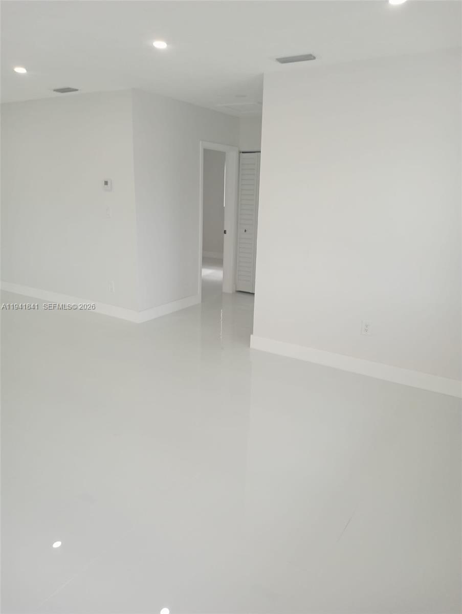 FAIRLAWN ESTS 1ST ADDN - Residential