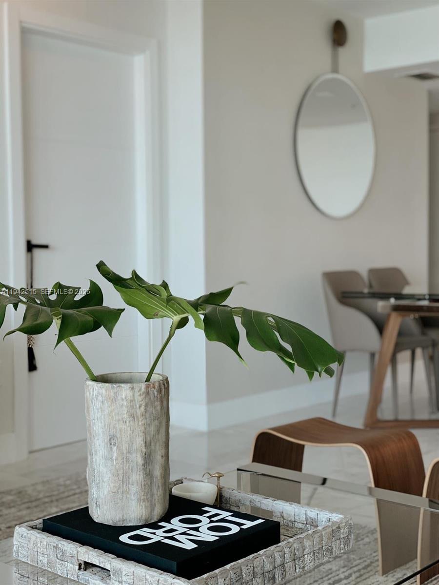 ST LOUIS CONDO - Residential Lease