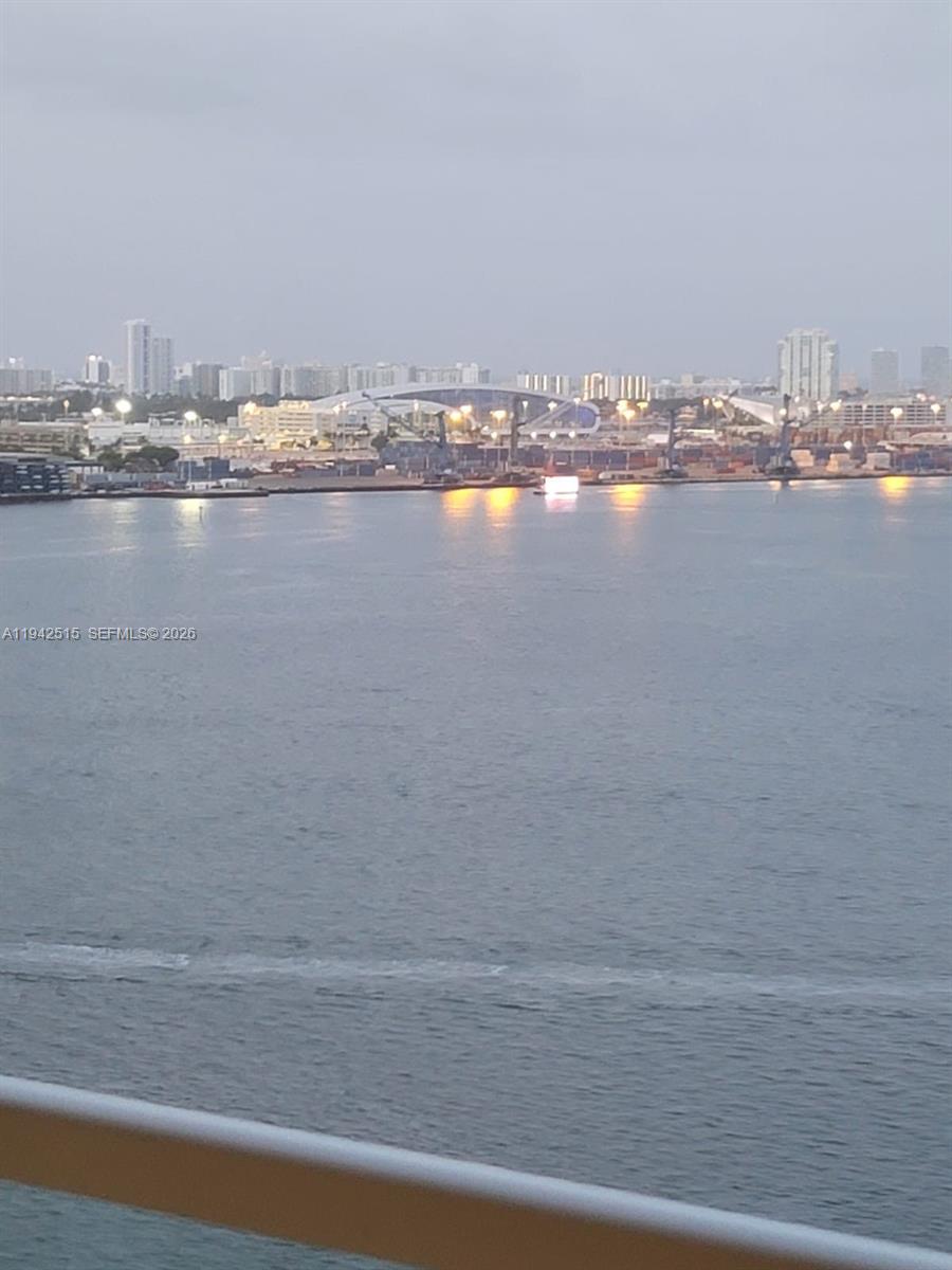 ST LOUIS CONDO - Residential Lease