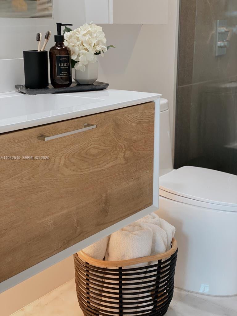 ST LOUIS CONDO - Residential Lease